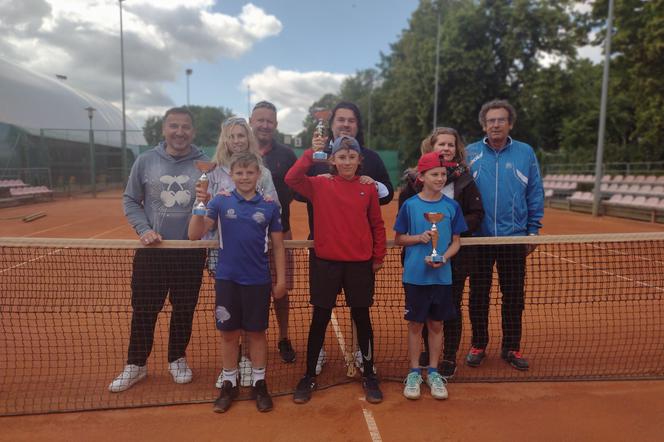 Tenisiści rozegrali turniej w Szczecinku. Sprawdź jak poszło młodym zawodnikom 