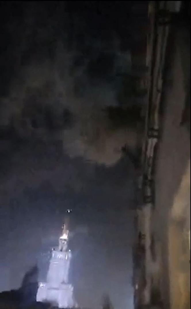 Pożar w wieżowcu w Warszawie
