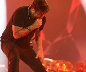 Chino Moreno (Deftones) poirytowany zachowaniem łowców autografów. Niczego więcej nie podpiszę 