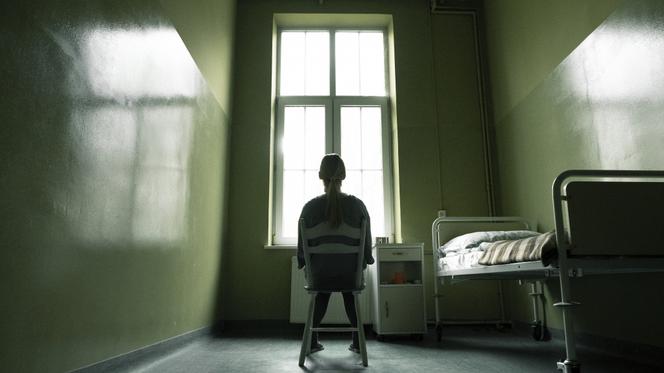 Pod powierzchnią 2 sezon odc. 3. Iga Stępień (Michalina Łabacz)