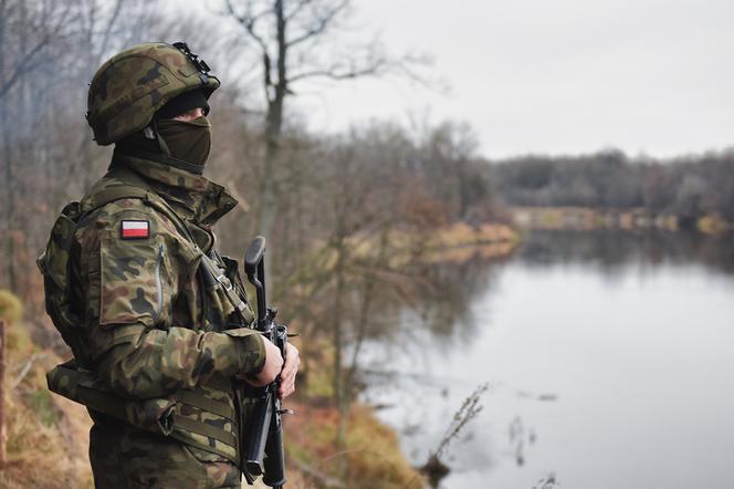 Polscy żołnierze na granicy polsko-białoruskiej