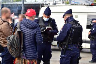  Koronawirus na Śląsku: MNÓSTWO mandatów za brak masek. Policjanci nie mają litości! Idą na REKORD