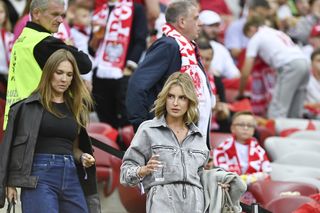 Z sukcesem prowadzi swój biznes. Tak żyje na co dzień żona Kamila Grosickiego