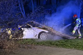 Policyjny pościg ulicami Warszawy. BMW w płomieniach 