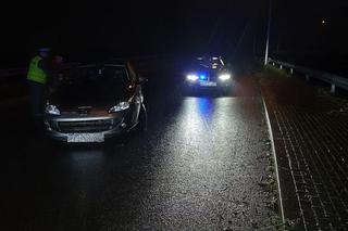 Pijani kierowcy próbowali uciec policjantom. Pościgi zakończyły się kolizjami