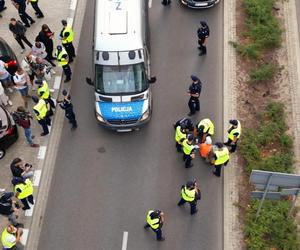 Ostatnie Pokolenie sparaliżowało centrum Warszawy