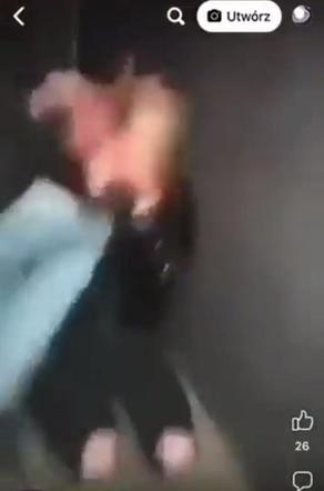 Jaworzno: Brutalne pobicie 16-latki. Jedna z agresorek wszystko nagrywała telefonem. "Na kolana!"