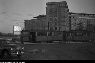 Budynek Głównego Urzędu Statystycznego przy alei Niepodległości w Warszawie