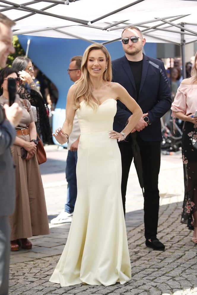 Wielka chwila Dody! Odsłoniła swoją gwiazdę w Opolu. „To spełnienie marzenia”