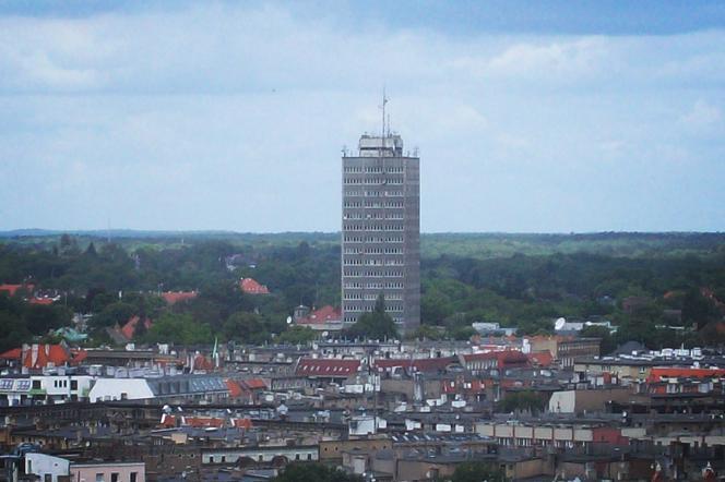 Dawny wieżowiec TVP zmienił się w apartamentowiec Sky Garden