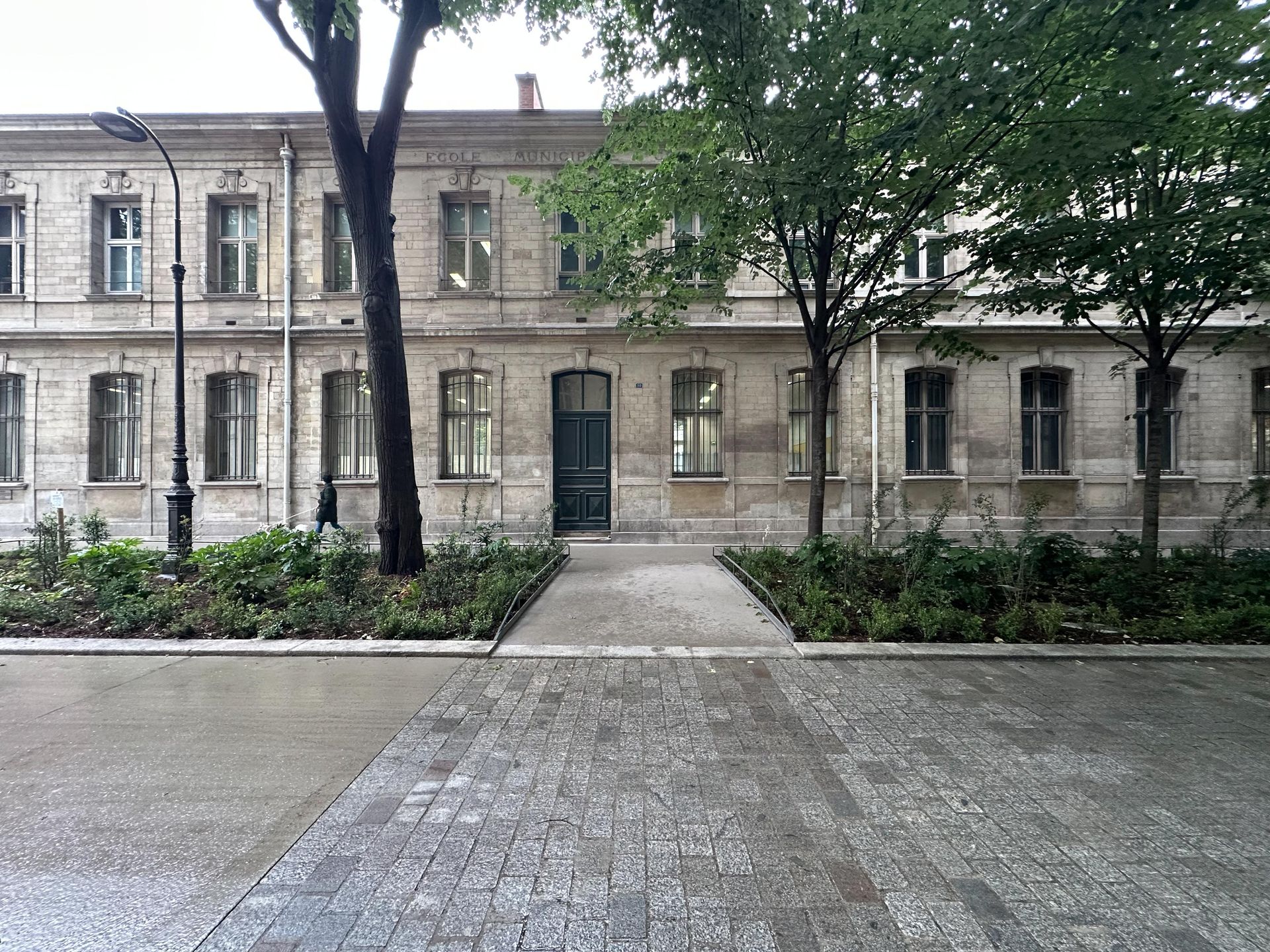 Szkolne ulice w Paryżu