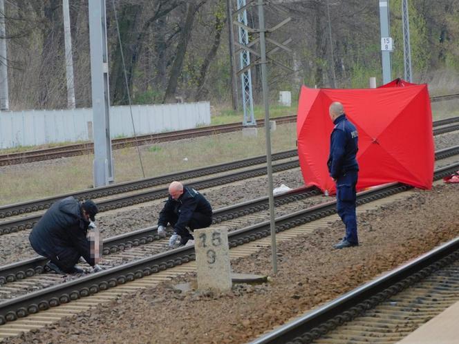 Tragedia na torach w Pruszkowie. Pociąg śmiertelnie potrącił mężczyznę