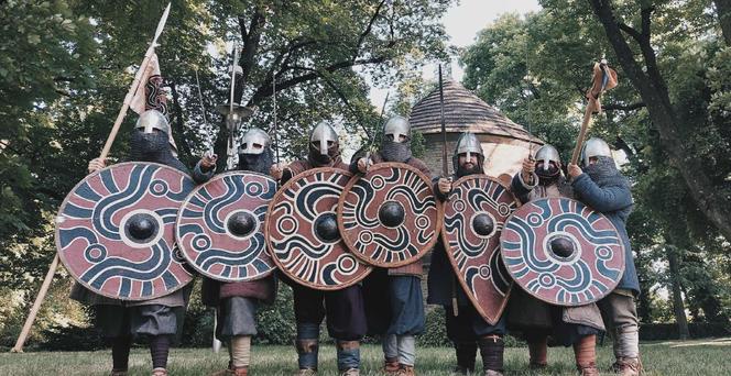 Zamek Czocha zaprasza na podróż do średniowiecza. W długi weekend odbędzie się Twierdza Rycerska 