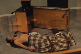 Cezary Pazura zamordowany w klipie Krzysztofa Zalewskiego! Musisz to zobaczyć
