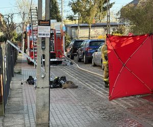 Tragiczny pożar w domu na Targówku. Nie żyje kobieta 
