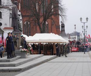 Tak białostoczanie uczcili Narodowe Święto Niepodległości 2024 w Białymstoku [ZDJĘCIA]