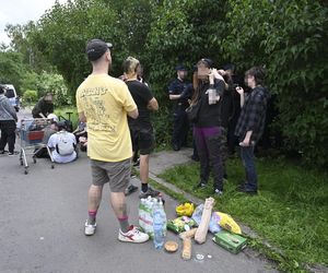 Policja na Osiedlu Przyjaźń w Warszawie 