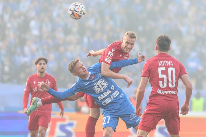 Nie tak miało być. Kompromitacja Niebieskich na Stadionie Śląskim. Wisła rozniosła Ruch Chorzów