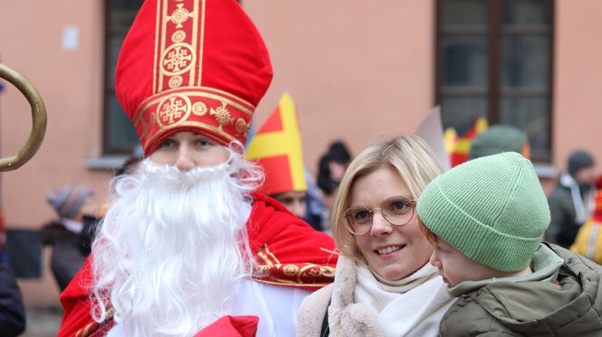 Ulicami Lublina przeszedł Orszak św. Mikołaja