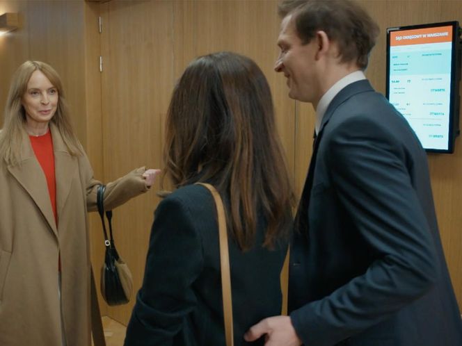 Barwy szczęścia, odcinek 3200: Łukasz (Michał Rolnicki), Agnieszka (Katarzyna Tlałka), Kasia (Katarzyna Glinka)