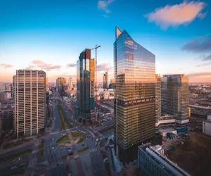 Zwiedzanie Skylinera oraz wykład pracowni APA Wojciechowski Architekci, twórcy tego biurowca