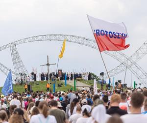 18 tys. uczestników 28. spotkania młodych na Lednicy