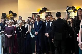 Szalona studniówka w IV LO w Gorzowie