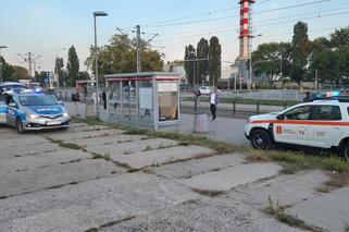 Śmierć na przystanku. 80-latek padł na ziemię, nie żyje