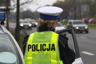 Policja zabiera masowo prawa jazdy, a kierowcy i tak nie zwalniają