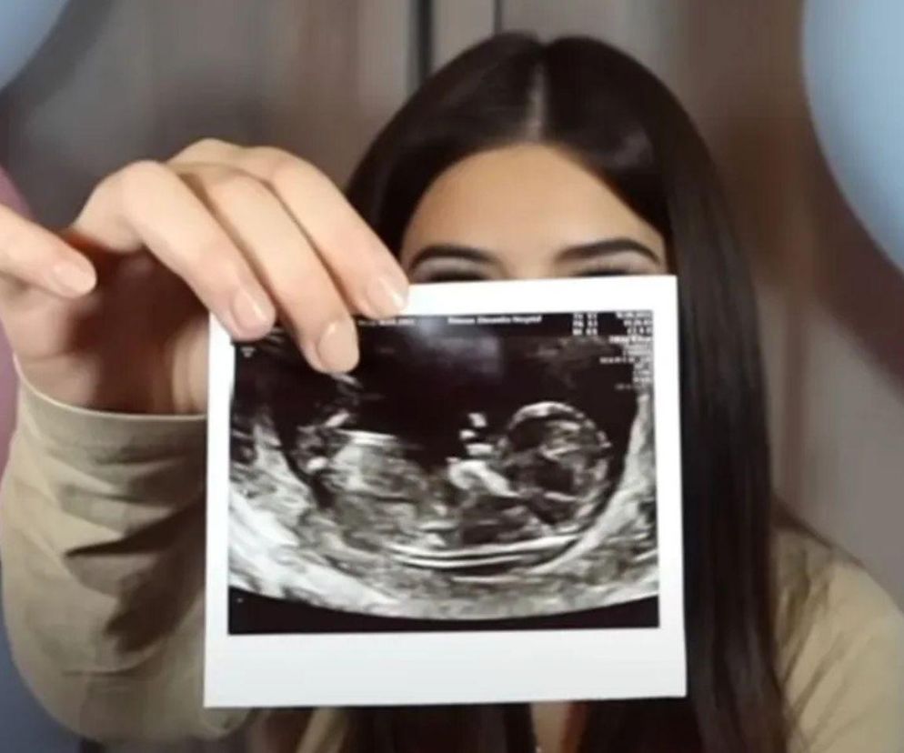 Ma 22 lata i dwoje dzieci. Tak dziś wygląda uwielbiana dziecięca gwiazda! Pierwsza ciąża była dla niej zaskoczeniem 