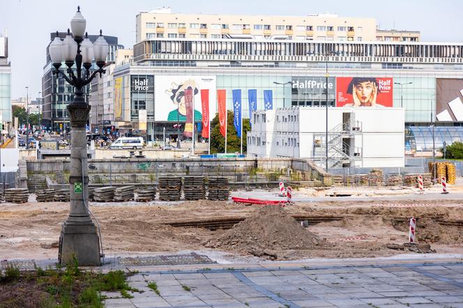 Przebudowa placu Defilad w Warszawie – widok w stronę ul. Marszałkowskiej