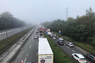 Jak ominąć korki na DK86 i nie spóźnić się do pracy? GZM radzi...gdzie zostawić auto