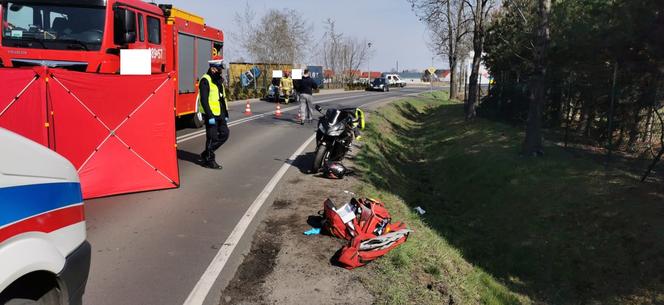 We Włoszakowicach motocyklista zderzył się z samochodem osobowym