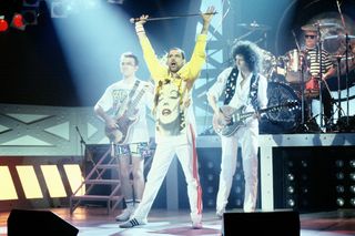 Dobrze znasz twórczość Queen? Dopasuj utwór do albumu brytyjskiej ikony rocka w quizie!