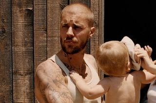 Justin Bieber pokazał się w bokserkach. Internauci zachwyceni: WRÓCIŁ BIZZLE!” 