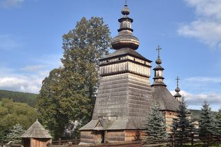 Ta wieś jest ozdobą Małopolski. Znajduje się w niej najpiękniejsza łemkowska cerkiew