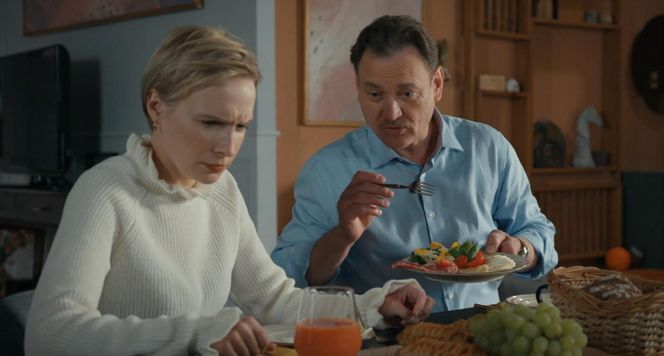 Barwy szczęścia odc. 3241. Sonia (Weronika Nockowska), Robert Stefaniak (Paweł Ławrynowicz)