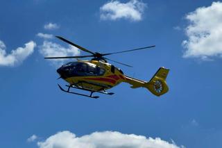 Dramat w Falenicy. Dziecko na rowerze wpadło pod busa. 9-latek w szpitalu, w akcji śmigłowiec