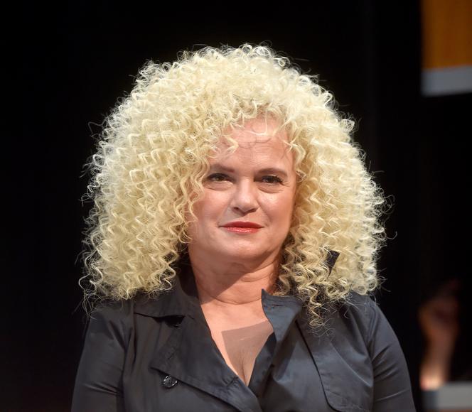 Moda na makaron na głowie