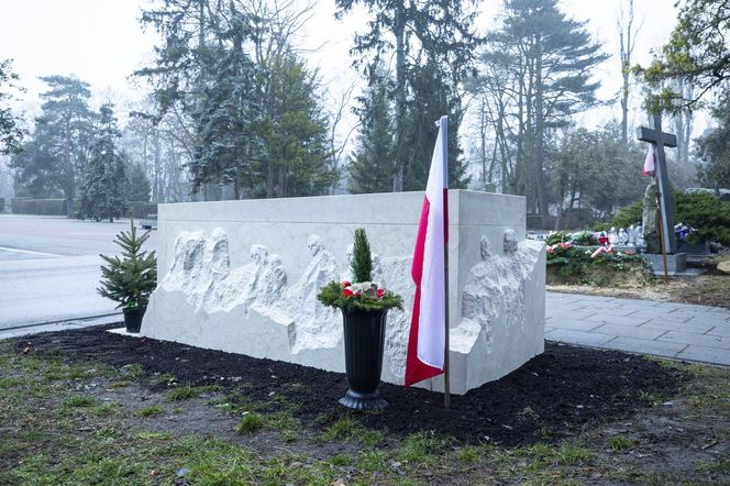 Matka Morawieckiego spocznie we Wrocławiu, jej mąż ma grób w Warszawie 
