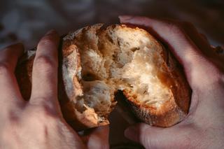Wymień chleb w diecie na to, a brzuszek zniknie raz dwa. 8 najzdrowszych zamienników