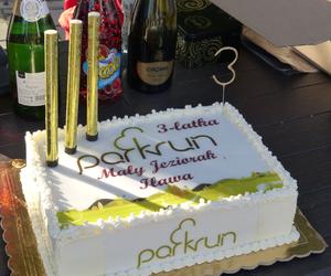 Trzy lata parkrunu wokół Małego Jezioraka