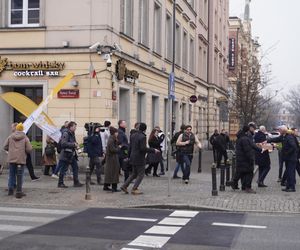 Tłusty Czwartek 2025 w Warszawie. Politycy Polski 2050 rozdawali pączki