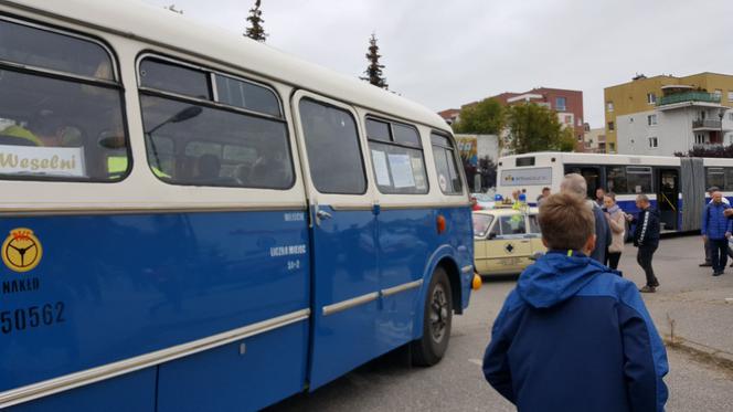 Parada Zabytkowych Autobusów w Bydgoszczy