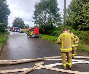 Dramat na Śląsku. Zalane miasta, zamknięte drogi, tysiące interwencji. Ewakuowano matkę z dwójką dzieci