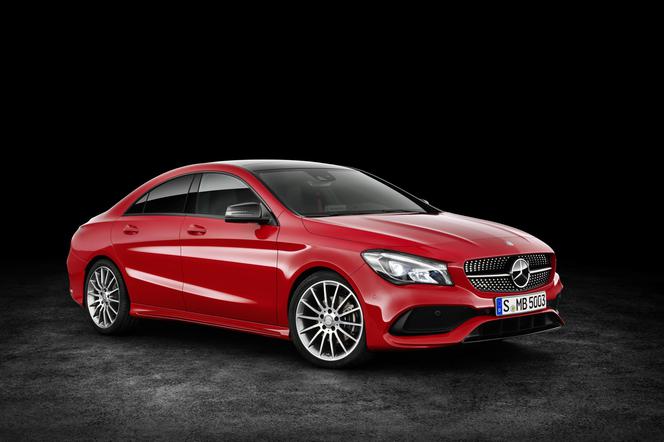 Mercedes-Benz CLA lifting 2016