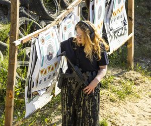 Kryj się! Posłanka strzela