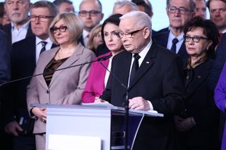 Ale wpadka na konferencji Jarosława Kaczyńskiego! Wszyscy usłyszeli