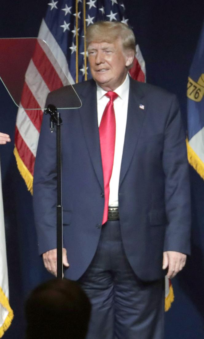 Awantura o spodnie Trumpa! Coś było nie tak