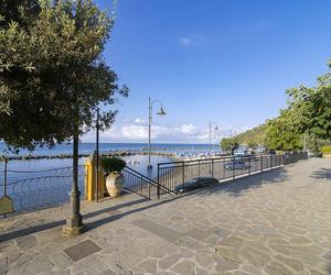 Włosi wybrali najpiękniejszy kurort w kraju. Positano, Rimini i Capri mogą się schować